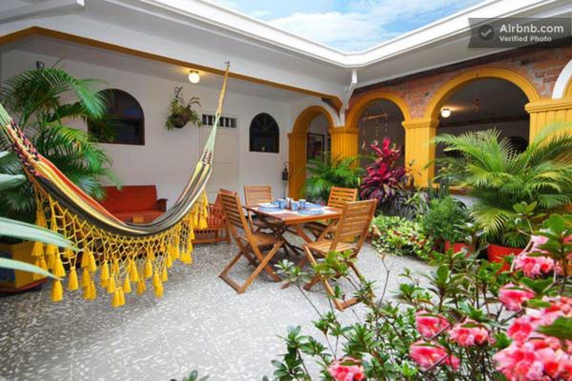Hotel Casa Ruta Sur à Cali Extérieur photo