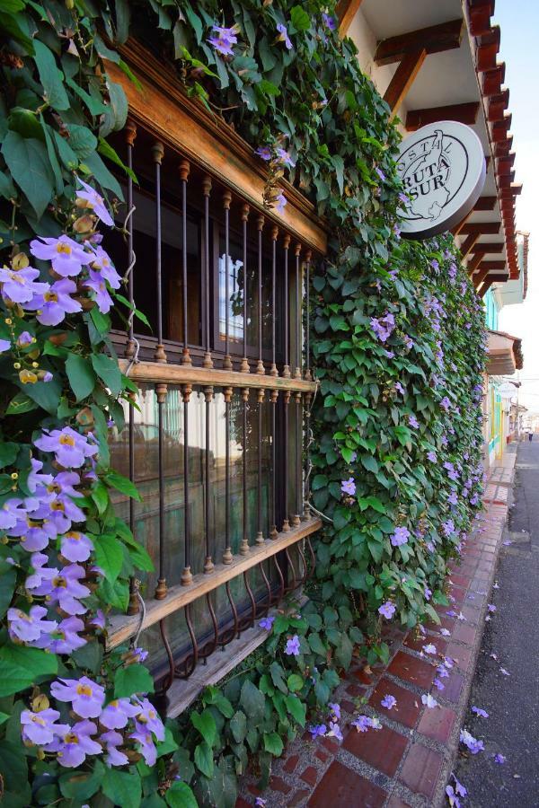 Hotel Casa Ruta Sur à Cali Extérieur photo